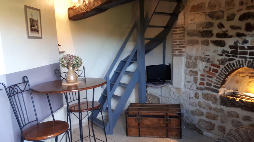 Gites De La Ferme De L'Eglise Fatouville-Grestain Εξωτερικό φωτογραφία